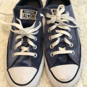 Velvet Dark Blue Converse